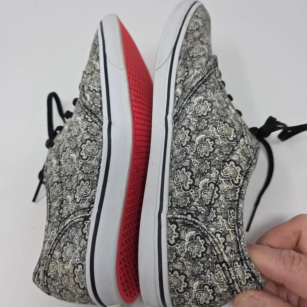 Vans Authentic Sneakers Womens 9.5 Grey Paisley Canvas Low Top Grey Pink